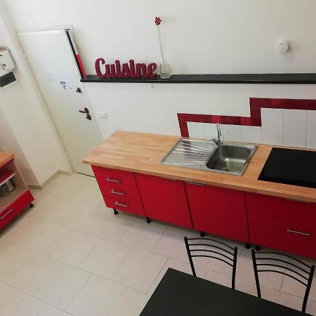 Appartamento Indipendente A Due Passi Dal Centro Savona Eksteriør bilde
