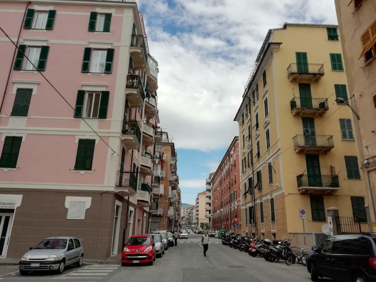 Appartamento Indipendente A Due Passi Dal Centro Savona Eksteriør bilde